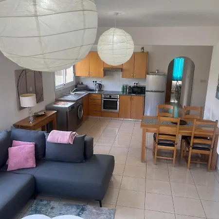 Peyia Resort Apartment